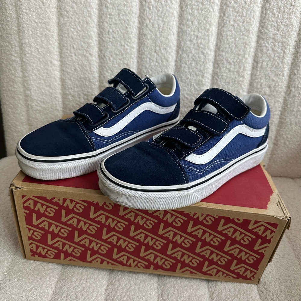 SOLD Velcro Vans
